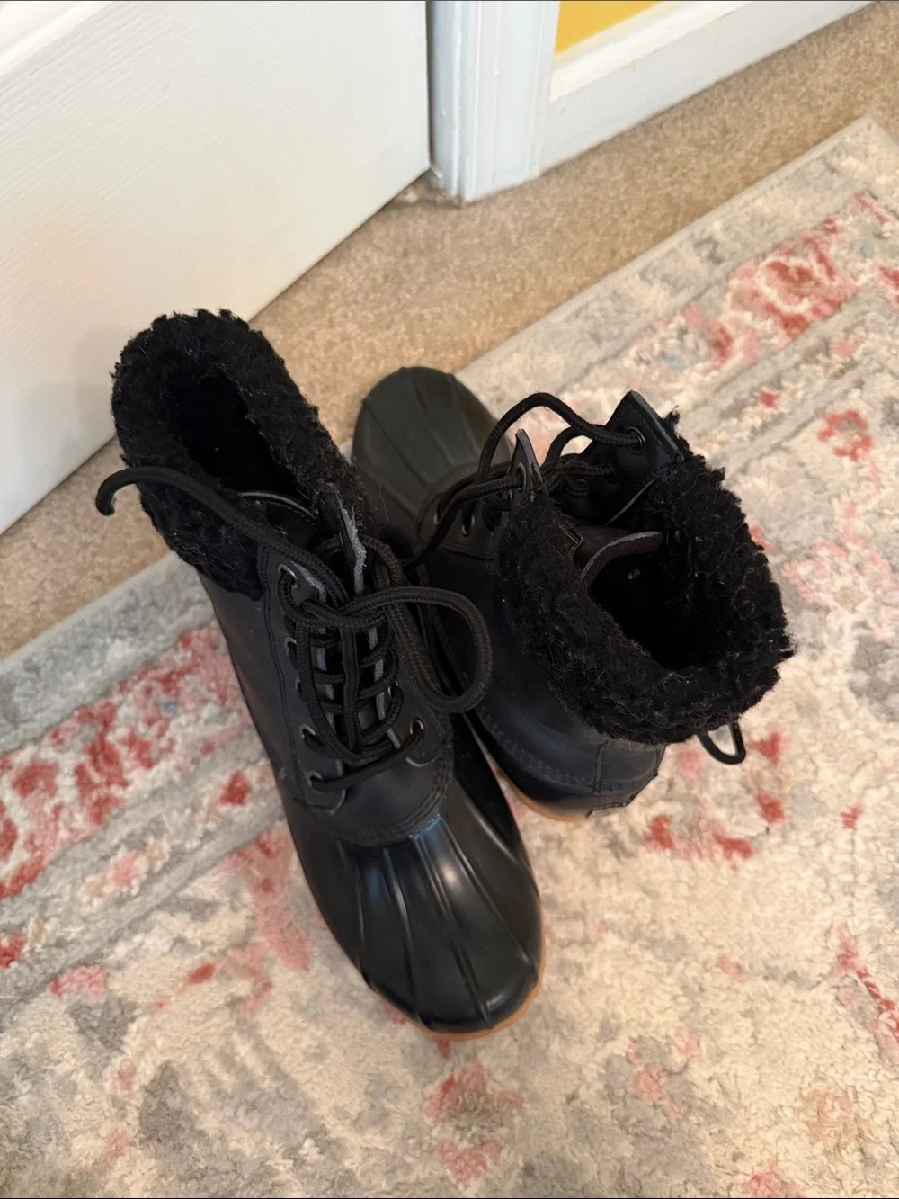 G.H. Bass & Co. Black Lace-Up Faux-Fur Trim Duck Boots